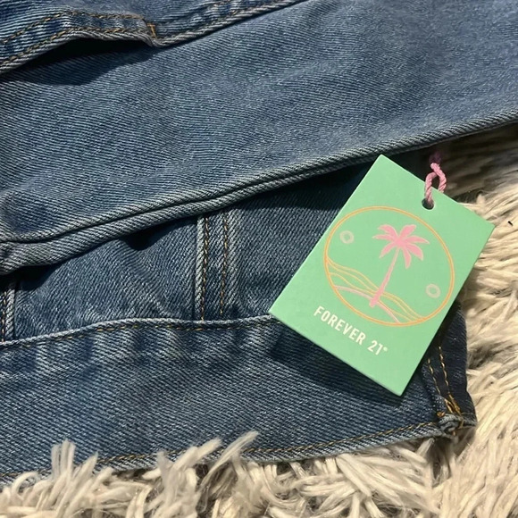 New! Forever 21 Denim Jacket Size Small - Picture 7 of 15